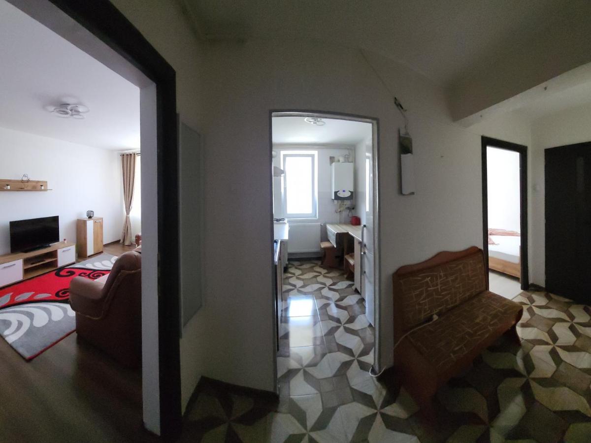 Apartament in regim hotelier Deva Exterior foto